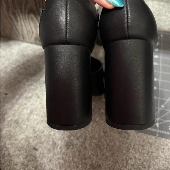 Jellypop Black T-Strap Platform Block Heels - Picture 7 of 8